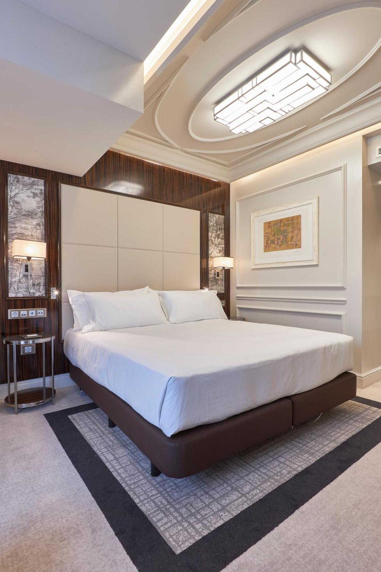 Doubletree By Hilton Ла-Корунья Экстерьер фото